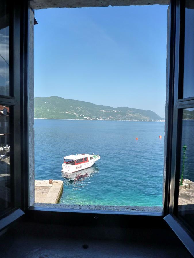 Rose - Apartmani Janovic Luštica Exteriér fotografie