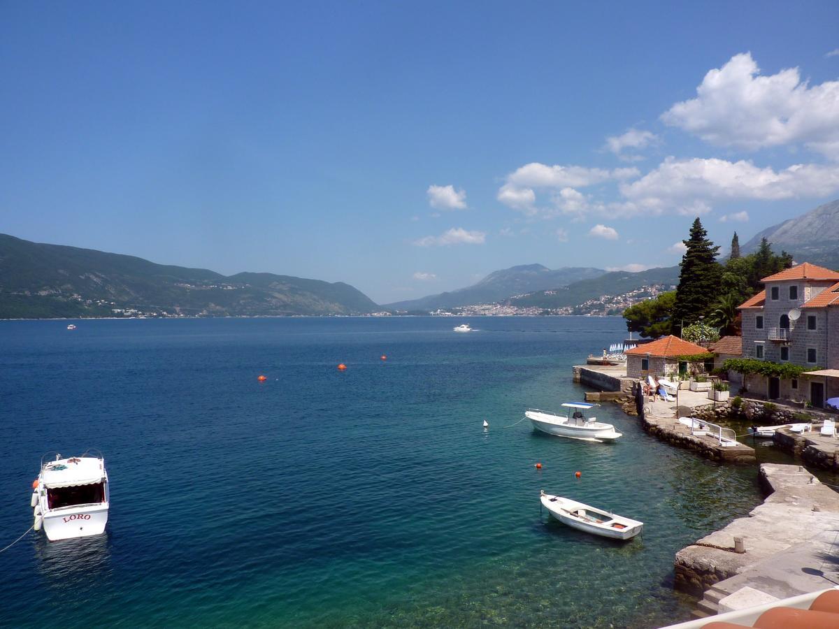 Rose - Apartmani Janovic Luštica Exteriér fotografie